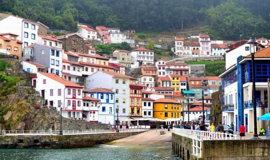 Asturias, Territorio y Comarcas