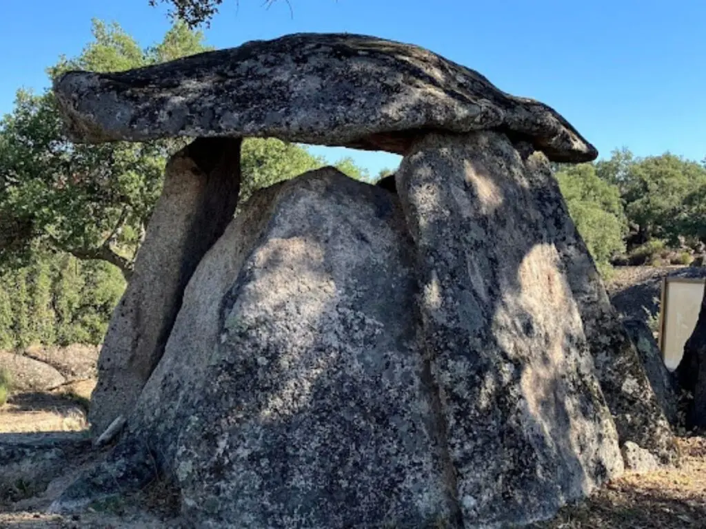 Valencia de Alcántara - dolmen